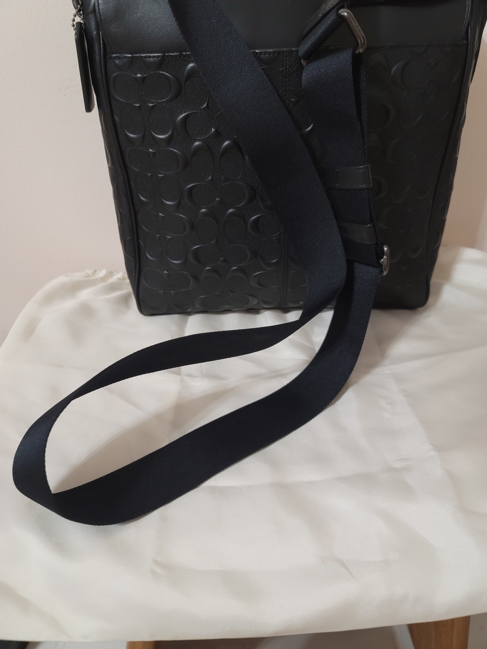 Coach Men's Black Signature Messenger Bag NWOT - Picture 10 of 16